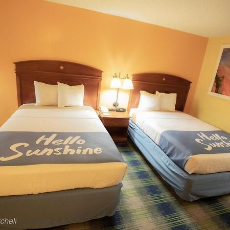 Days Inn By Wyndham أوبيليكا المظهر الخارجي الصورة