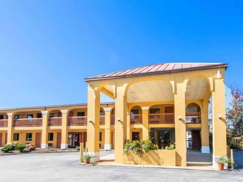 Days Inn By Wyndham أوبيليكا المظهر الخارجي الصورة