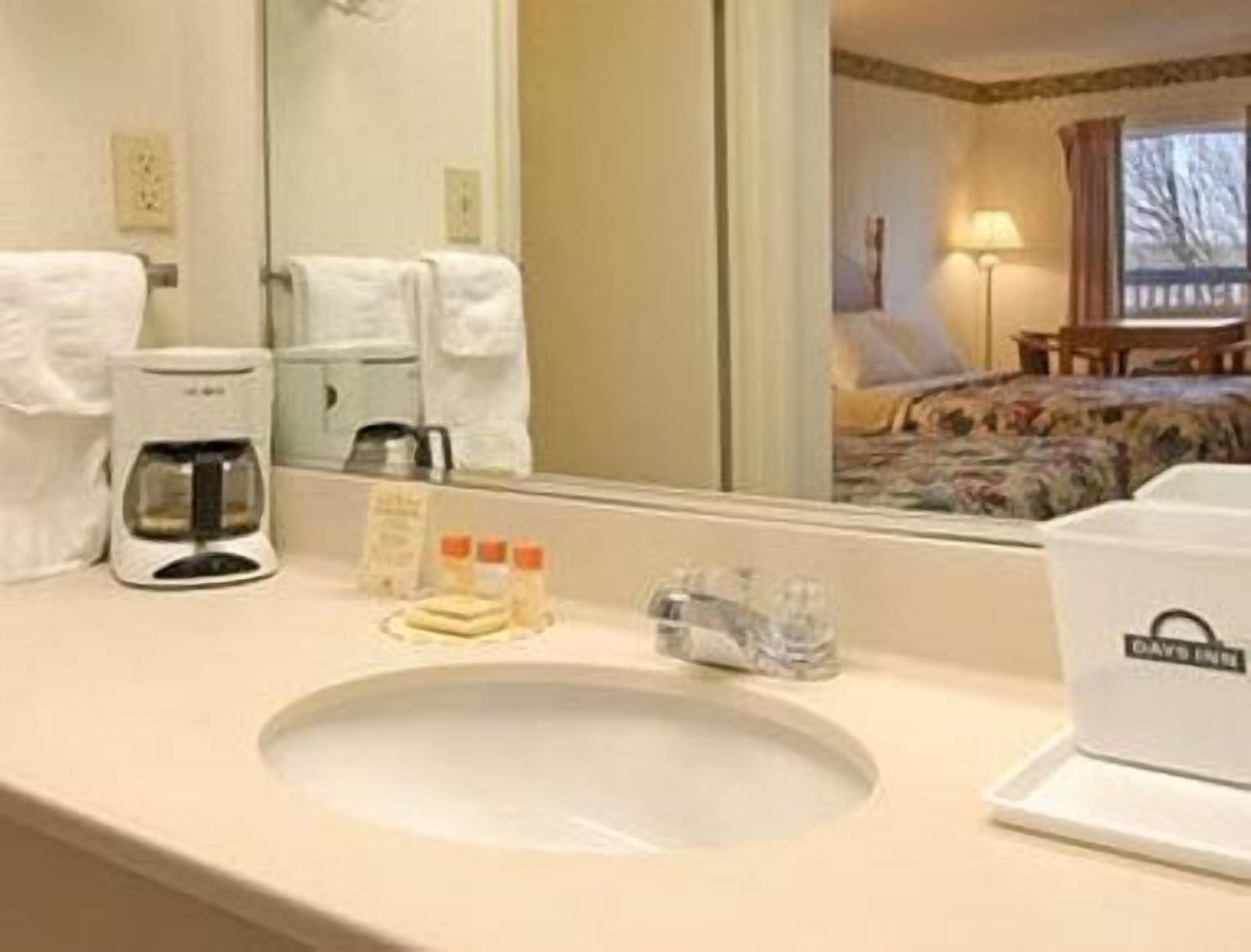 Days Inn By Wyndham أوبيليكا الغرفة الصورة