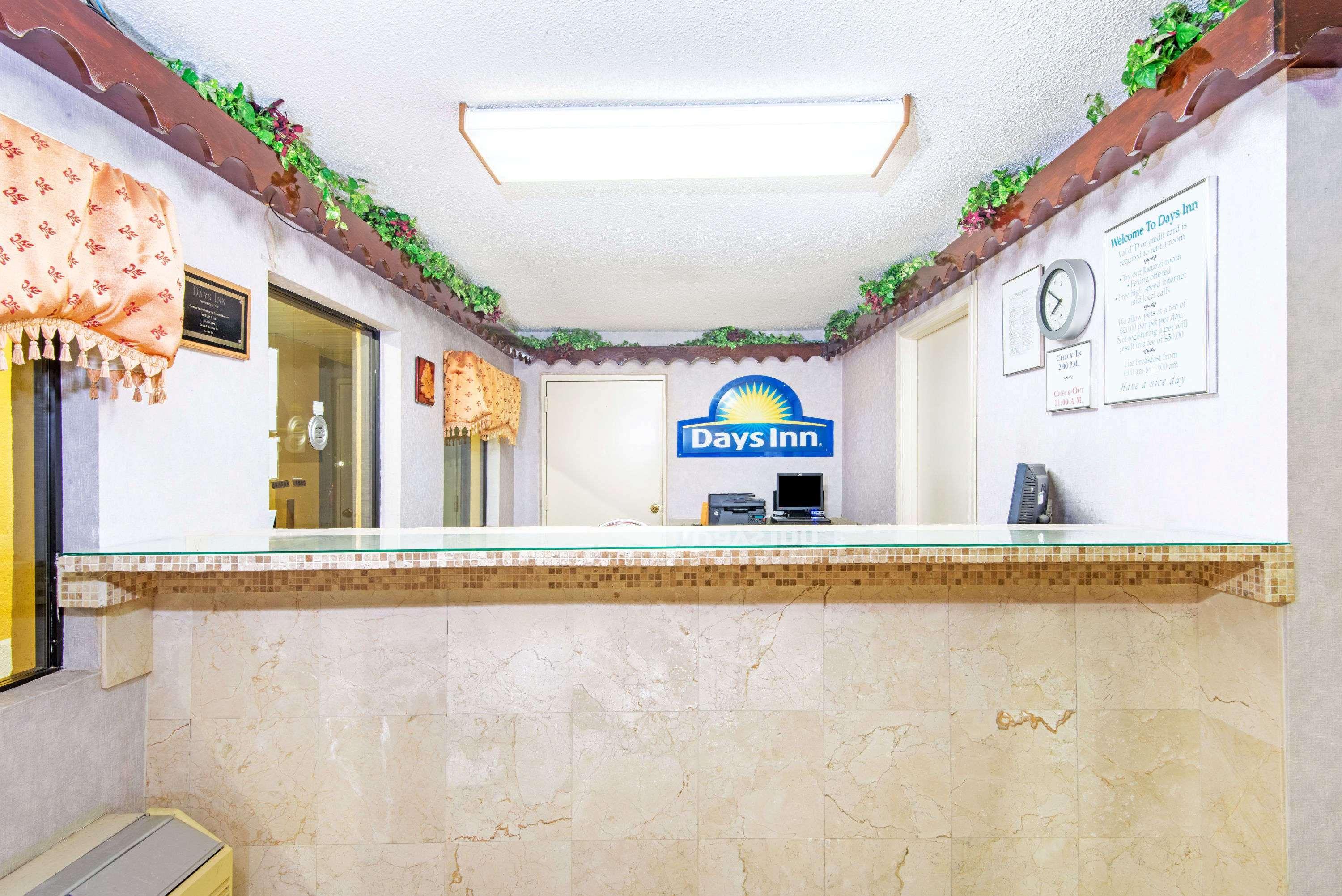 Days Inn By Wyndham أوبيليكا المظهر الخارجي الصورة
