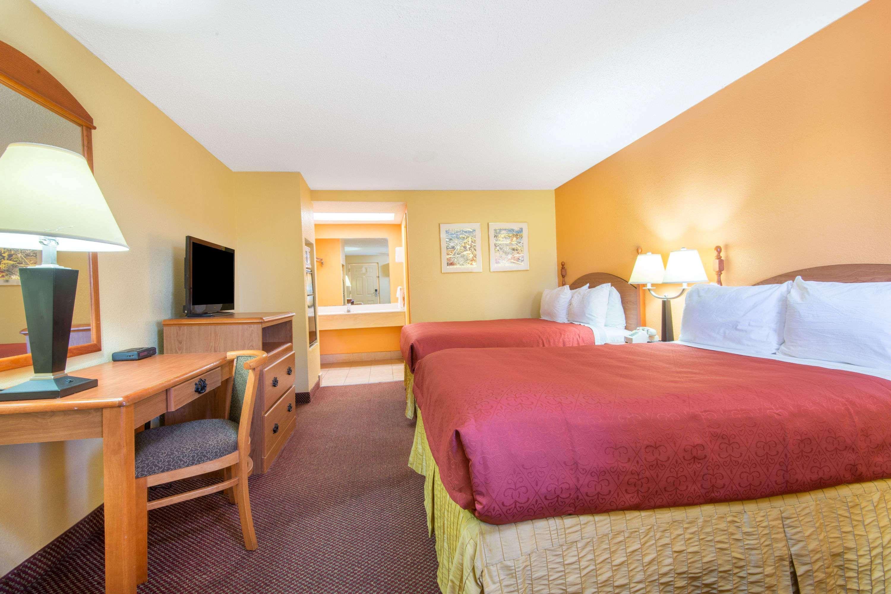 Days Inn By Wyndham أوبيليكا المظهر الخارجي الصورة